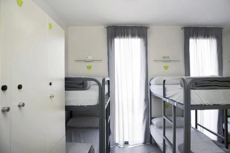 Meeting Point Hostels - 4