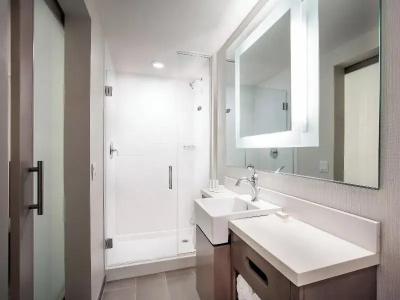 SpringHill Suites by Marriott San Diego Downtown/Bayfront - 73