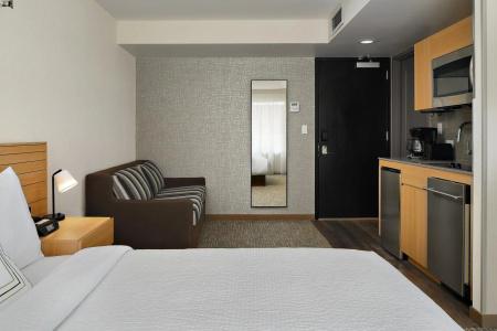 TownePlace Suites by Marriott New York Manhattan/Times Square - 19