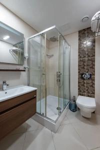 Aristocrat - 40