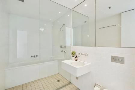 Ultiqa Air On Broadbeach - 399