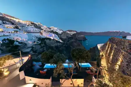 Pearl of Caldera Oia - Boutique by Pearl Collection - 60