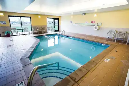 Med City & Suites - 17