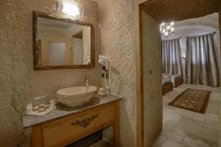 Hera Cave Suites - 59