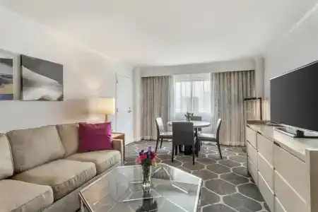 Royal Sonesta Houston Galleria - 78
