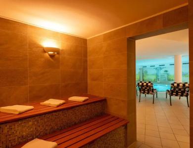 Louisa's Place - 21