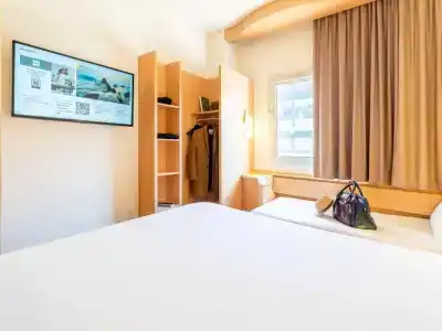 Ibis Madrid Calle Alcalá - 37