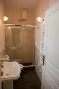 Kyria Boutique House - 18