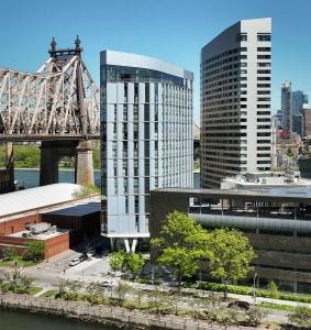Graduate Roosevelt Island - 34