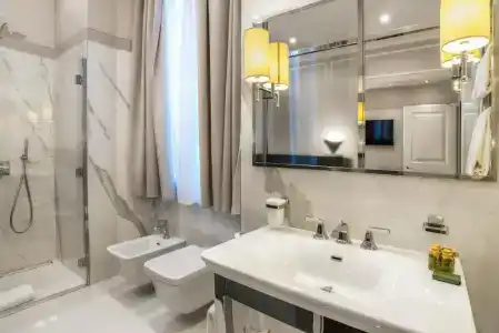 Florence Luxury Suites and Wellness - 69