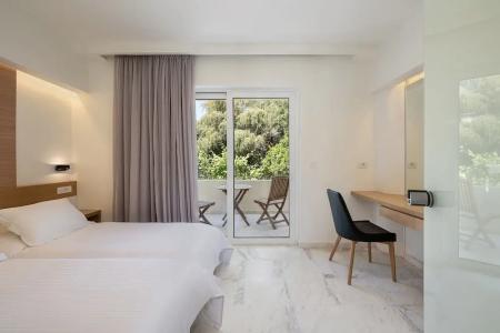 Forum Suites - 105
