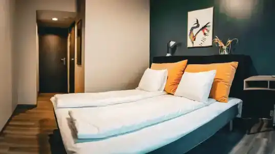 Hotell - 1