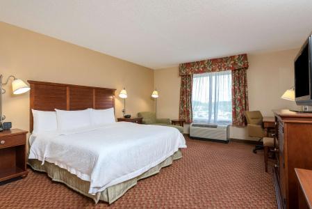 Hampton Inn - Suites-North-I-95 - 4