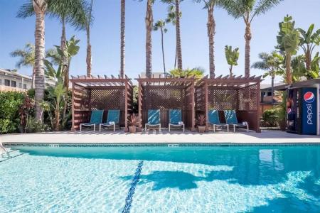 The Dixie Hollywood - 12