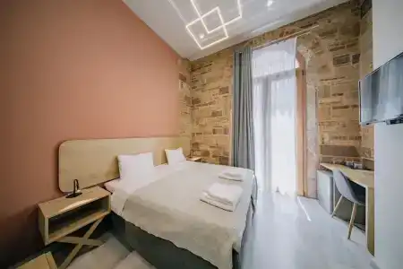 Chios City Inn - 86
