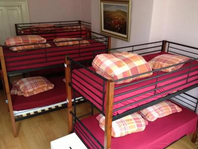 Embassie Backpackers - 3