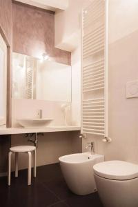Casa Fola - City Centre Rooms - 17