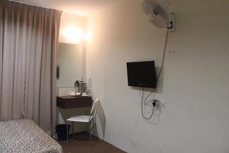Grand Inn - Macalister Road - 38
