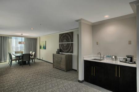 DoubleTree by Hilton at the Entrance to Universal Orlando - 2
