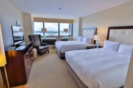 Hilton Miami Airport Blue Lagoon - 53