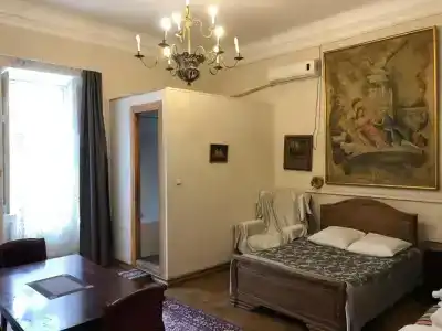 Gutsa Artists Mini-Hotel - 45