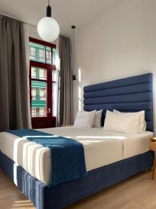 Maroon Bottle Boutique Suites - 28