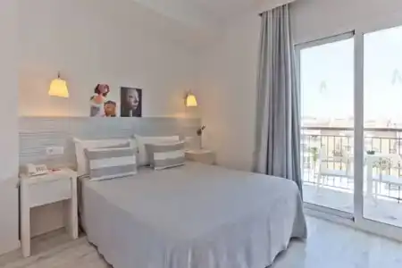 30 Degrees - Pineda Splash - 1