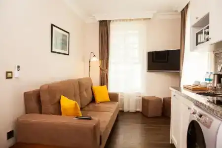 Meroddi Pera Flats - 40