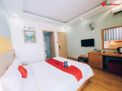 Reddoorz Plus Near Cau Giay Park - 57