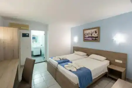 Lardos Bay - 61