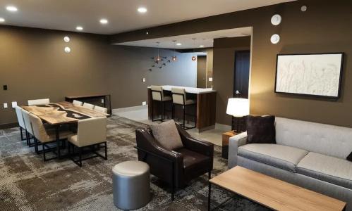 The Broadway - a DoubleTree by Hilton - 73