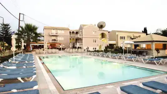 Ekati Mare Boutique Resort & Suites - 50
