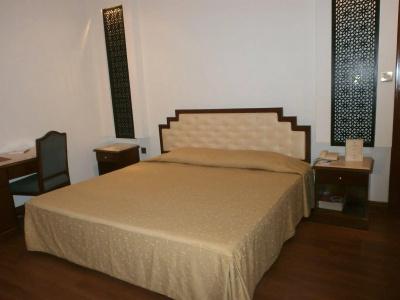 Bahrain Carlton - 4