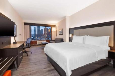 Holiday Inn Express & Suites - Holland Tunnel, an IHG - 50