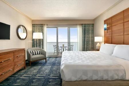 Holiday Inn & Suites, An Ihg - 77