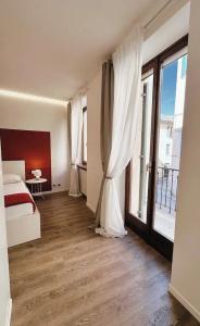 Truly Verona - 261