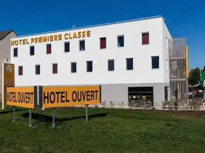 Première Classe Sud - Barjouville - 32