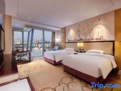Hilton Wuhan Riverside - 74