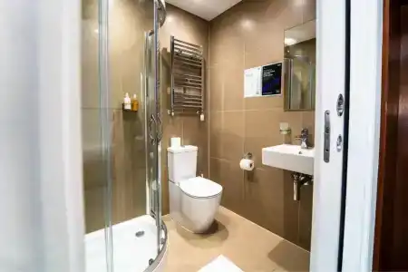 Chelsea Guest House - 69