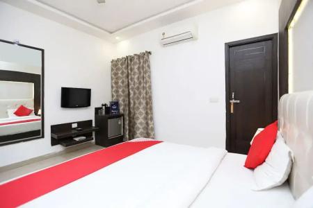 Riya Palace - 4