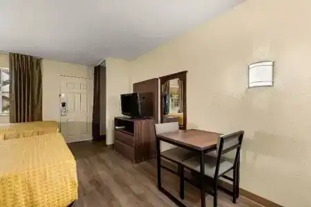 Extended Stay America Suites - - Hanes Mall Blvd - 42