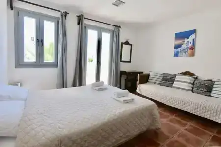Anny Studios Perissa Beach - 3
