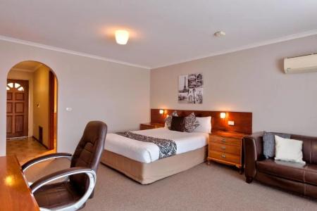 Hume Country Motor Inn - 35