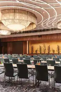 Steigenberger Frankfurter Hof - 11