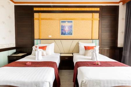 Surin Majestic - 76