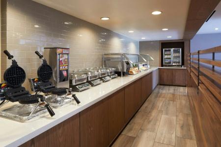 Four Points by Sheraton Los Angeles Westside - 34