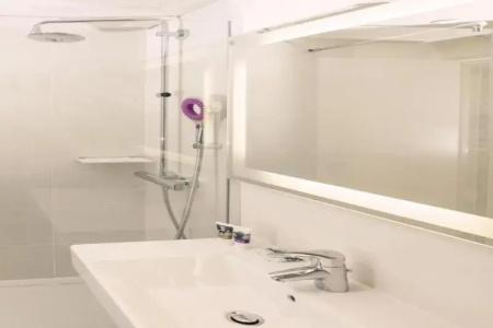 Mercure Paris Montparnasse Raspail - 52