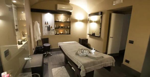 Roman Holidays - 13
