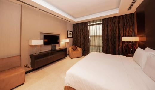 Radisson Blu - 69