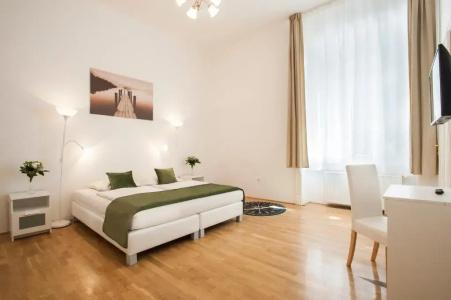 Baross City - Budapest - 83